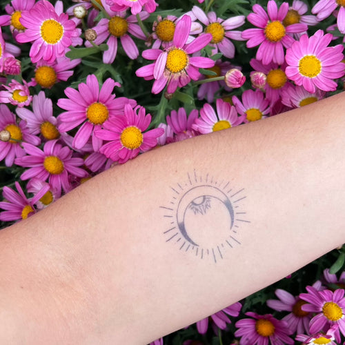 Zon maan tattoo