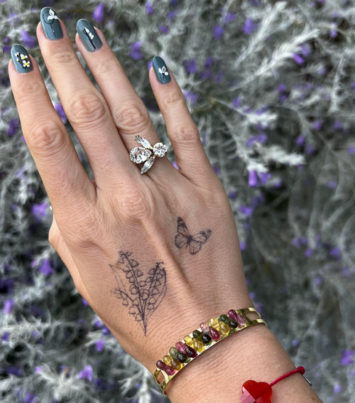 Lelietje-van-dalen tattoo