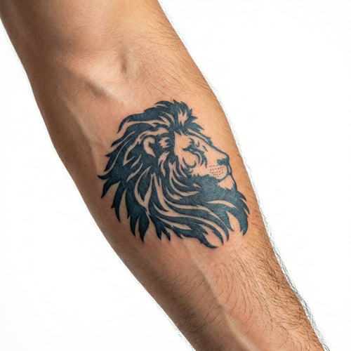 Tatouage homme lion sur le bras